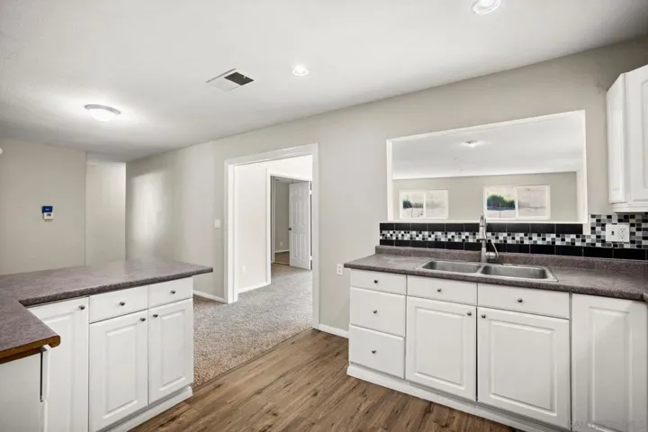 7471 Black Oak Rd, San Diego, California 92114