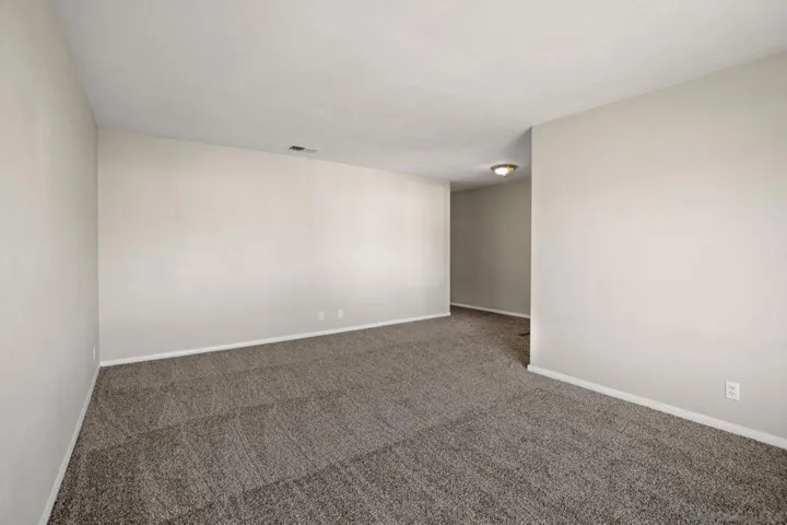 7471 Black Oak Rd, San Diego, California 92114