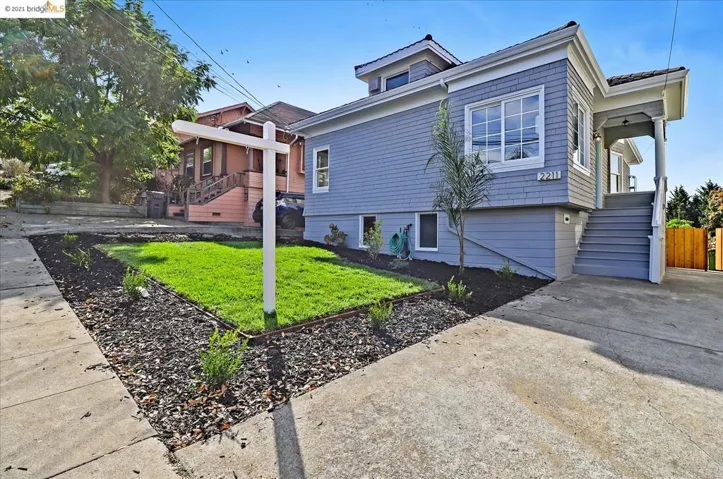 2211 Coloma St, Oakland, California 94602