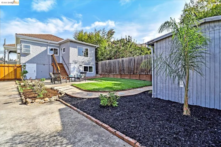 2211 Coloma St, Oakland, California 94602