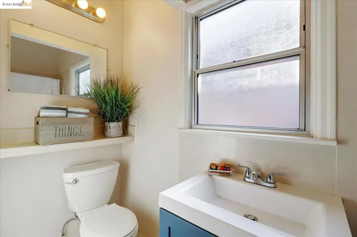 2211 Coloma St, Oakland, California 94602