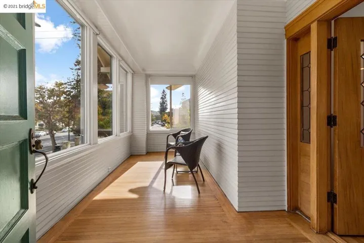3601 Lakeshore Ave, Oakland, California 94610