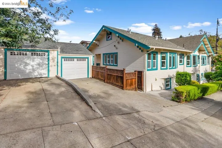3601 Lakeshore Ave, Oakland, California 94610
