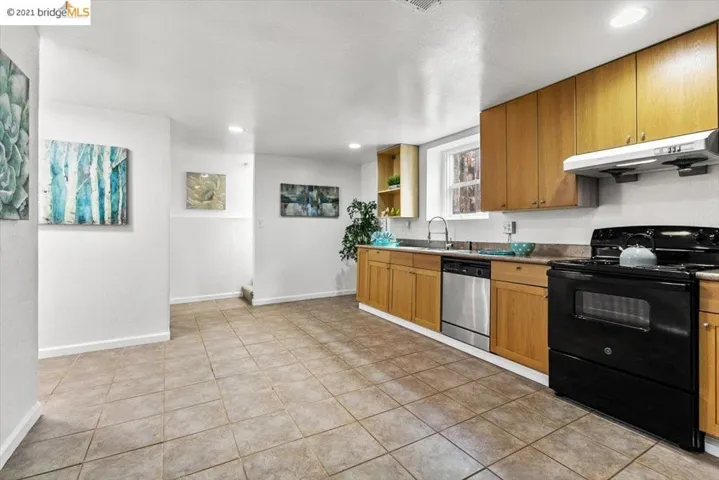3601 Lakeshore Ave, Oakland, California 94610