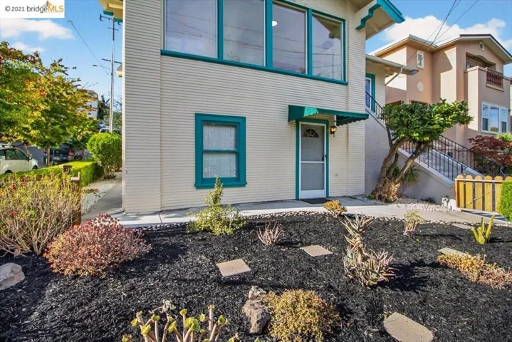 3601 Lakeshore Ave, Oakland, California 94610