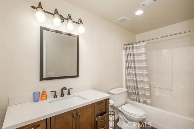 13068 Rocky Trail Way, Victorville, California 92395