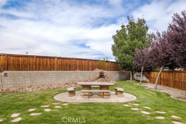 13068 Rocky Trail Way, Victorville, California 92395