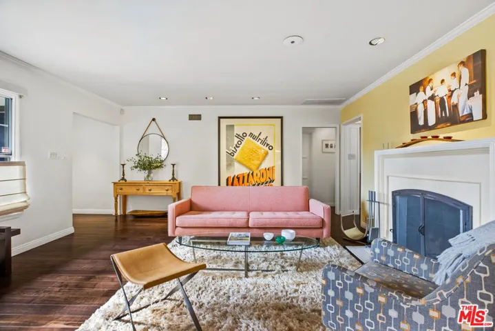11363 Burnham Street, Los Angeles, California 90049