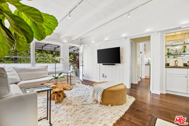 11363 Burnham Street, Los Angeles, California 90049