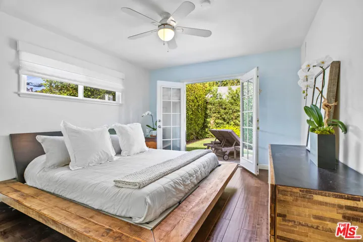 11363 Burnham Street, Los Angeles, California 90049