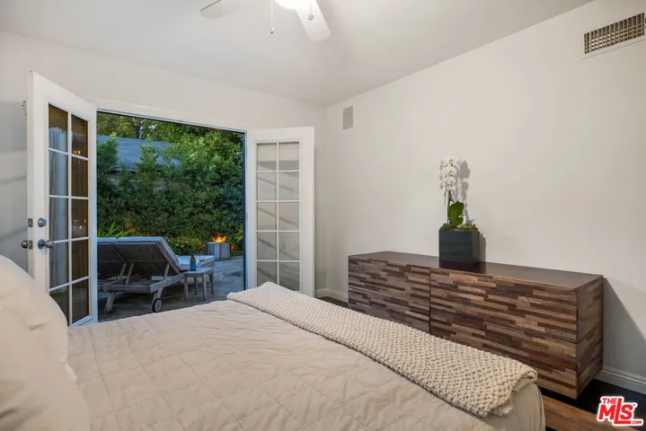 11363 Burnham Street, Los Angeles, California 90049