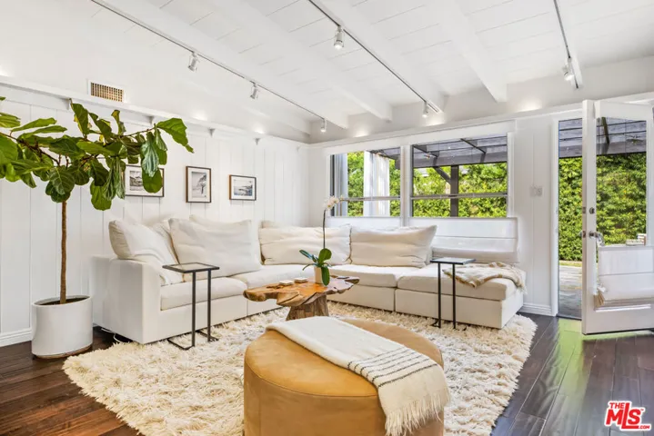 11363 Burnham Street, Los Angeles, California 90049