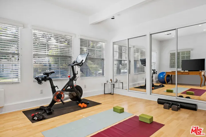 11363 Burnham Street, Los Angeles, California 90049