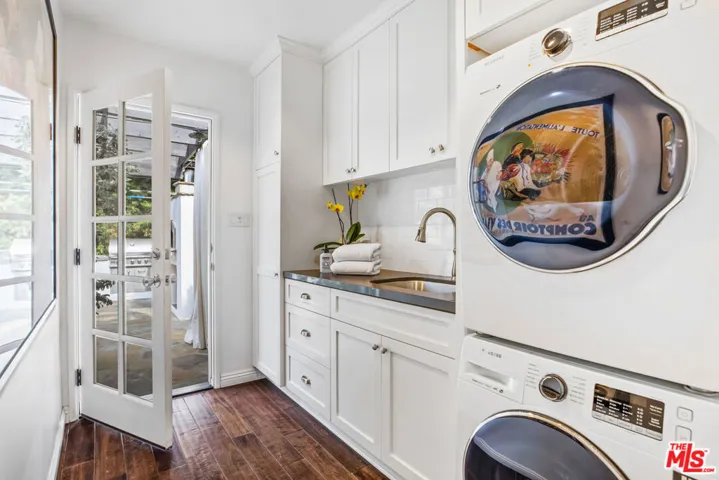 11363 Burnham Street, Los Angeles, California 90049