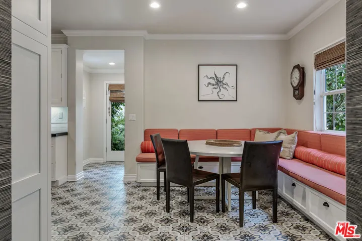 1059 Galloway Street, Pacific Palisades, California 90272