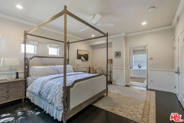 1059 Galloway Street, Pacific Palisades, California 90272