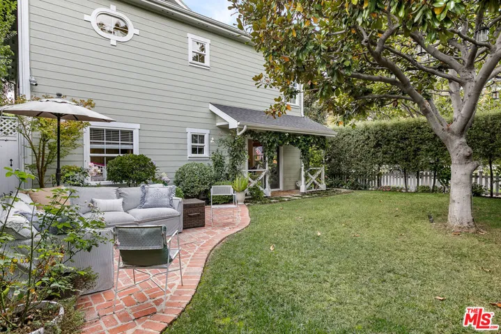 1059 Galloway Street, Pacific Palisades, California 90272