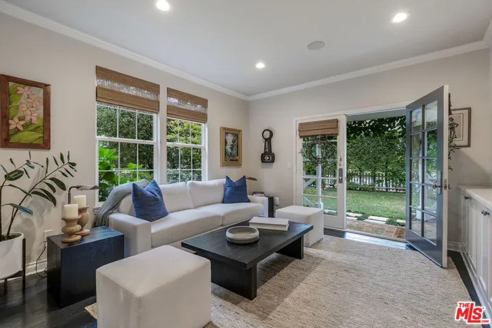 1059 Galloway Street, Pacific Palisades, California 90272