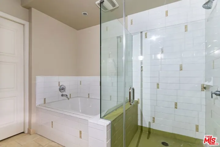 417 Caruso Avenue, Glendale, California 91210