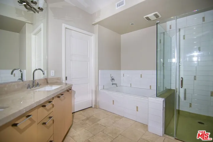 417 Caruso Avenue, Glendale, California 91210