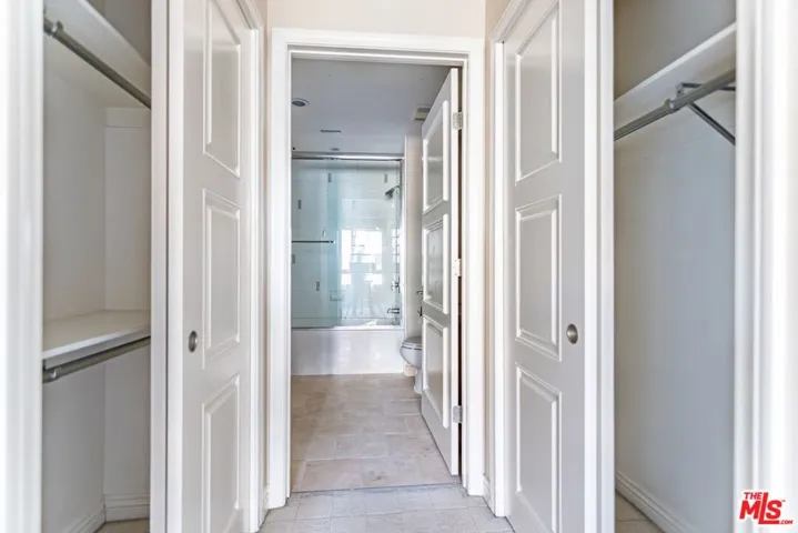 417 Caruso Avenue, Glendale, California 91210