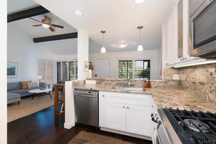 2402 Caminito Ocean Cove, Cardiff By The Sea, California 92007