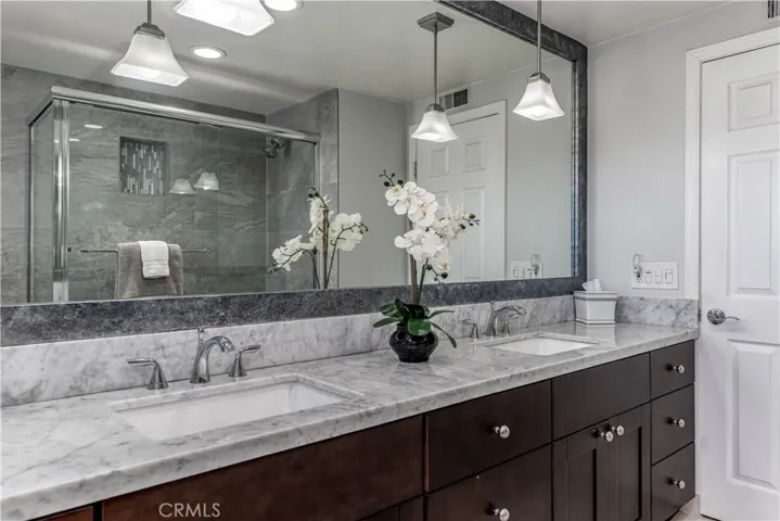 7261 Carlton Avenue, Westminster, California 92683
