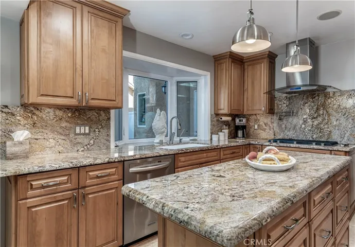 7261 Carlton Avenue, Westminster, California 92683