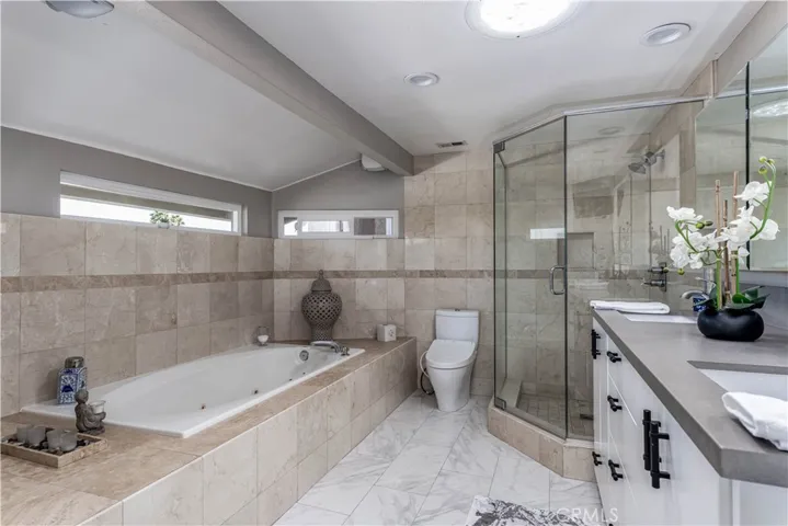 7261 Carlton Avenue, Westminster, California 92683