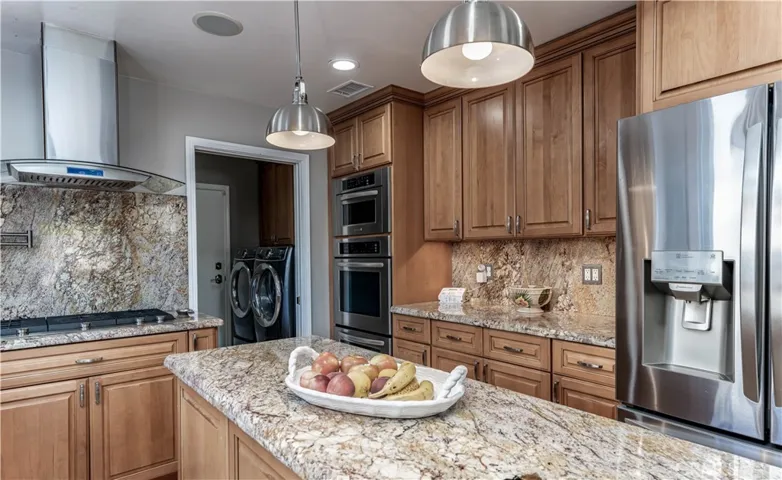 7261 Carlton Avenue, Westminster, California 92683