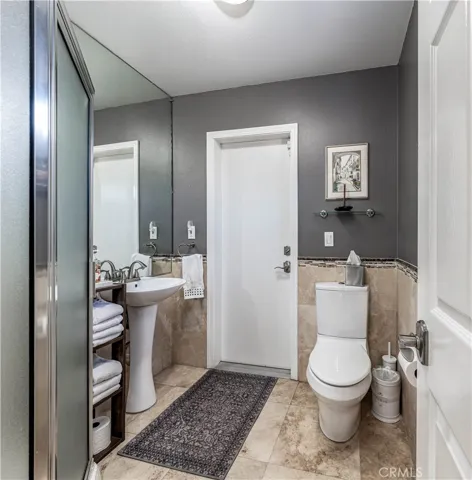 7261 Carlton Avenue, Westminster, California 92683