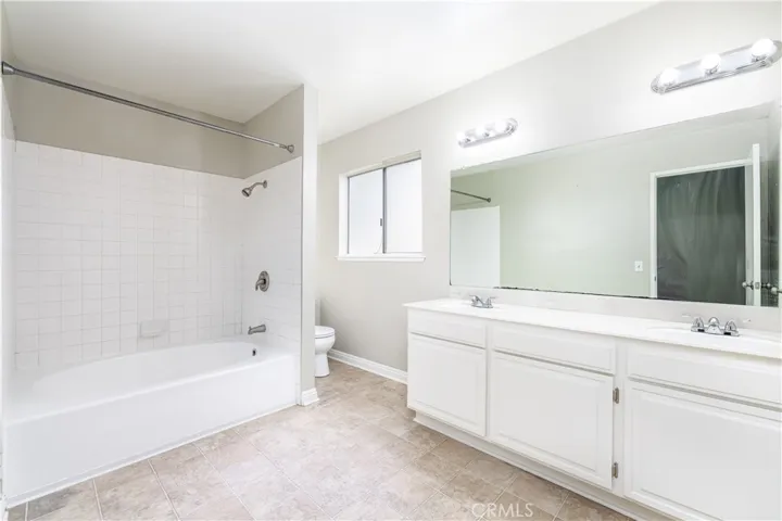 499 Thunderhead Street, Thousand Oaks, California 91360