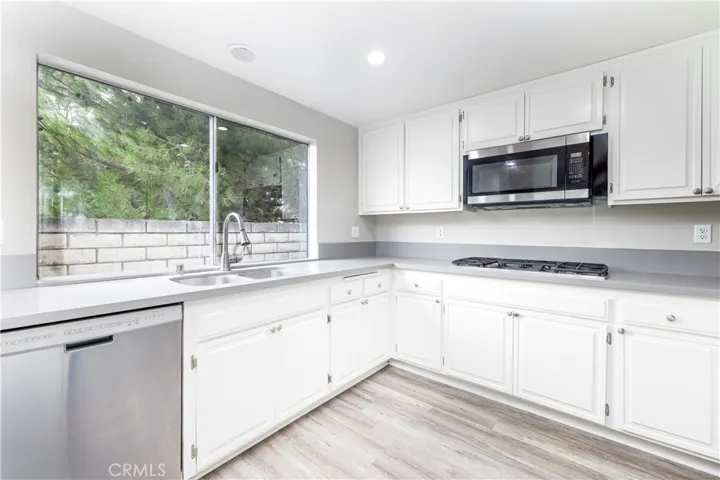 499 Thunderhead Street, Thousand Oaks, California 91360