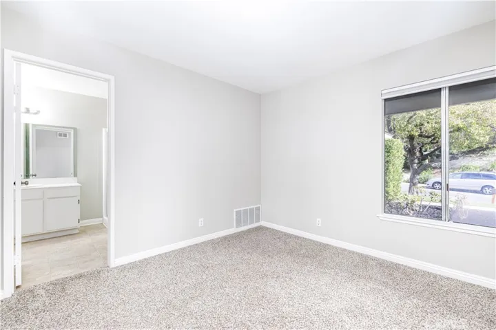 499 Thunderhead Street, Thousand Oaks, California 91360