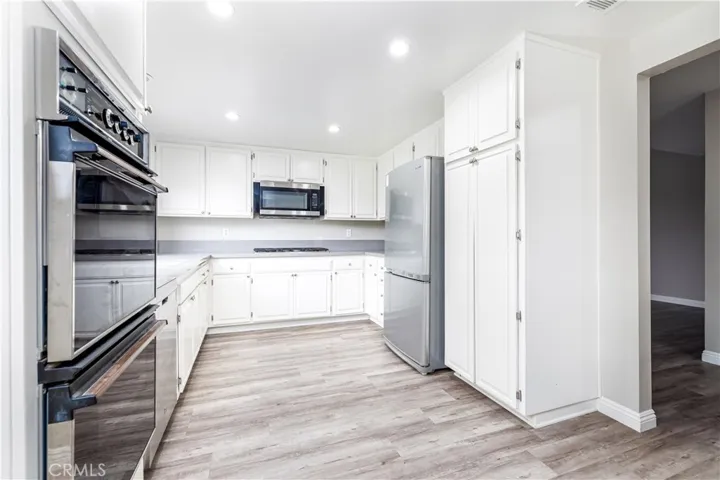 499 Thunderhead Street, Thousand Oaks, California 91360