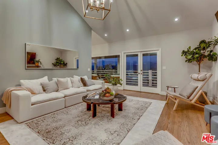 4661 Palmero Drive, Los Angeles, California 90065