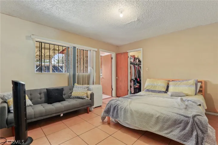 718 E 112th Street, Los Angeles, California 90059