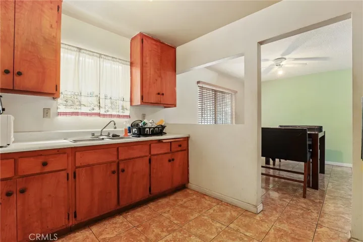 718 E 112th Street, Los Angeles, California 90059