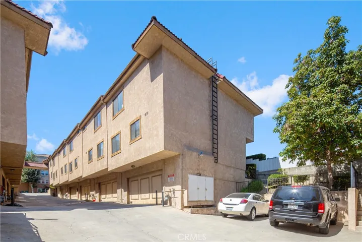 28 S Chapel Avenue, Alhambra, California 91801