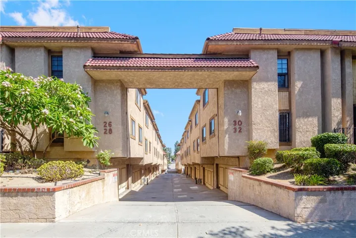 28 S Chapel Avenue, Alhambra, California 91801