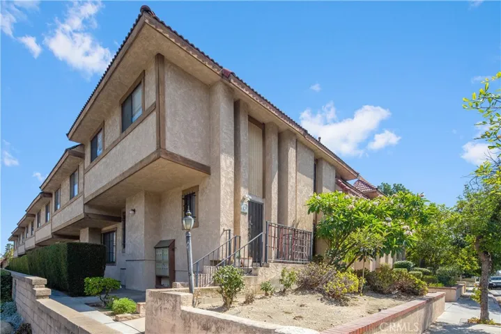 28 S Chapel Avenue, Alhambra, California 91801