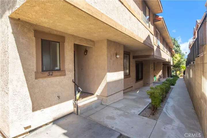 28 S Chapel Avenue, Alhambra, California 91801