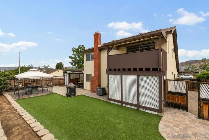 11069 Collinwood Dr, Santee, California 92071