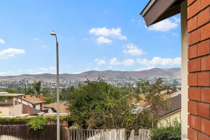 11069 Collinwood Dr, Santee, California 92071