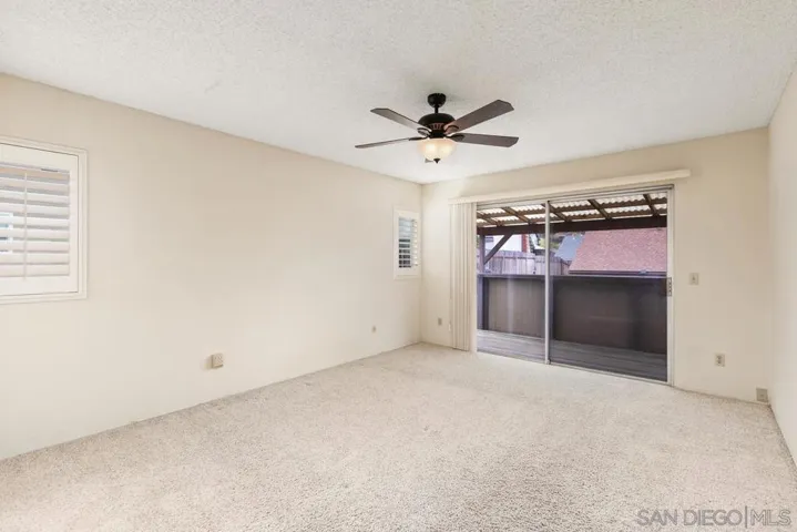 11069 Collinwood Dr, Santee, California 92071