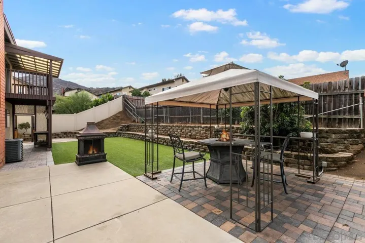 11069 Collinwood Dr, Santee, California 92071