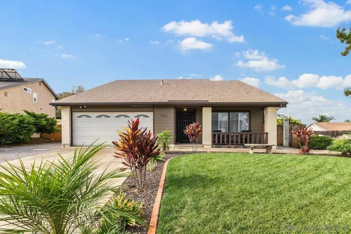 11069 Collinwood Dr, Santee, California 92071