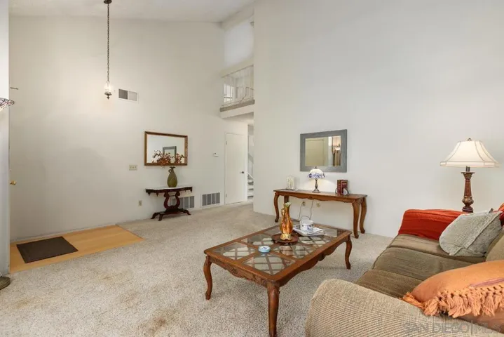 11069 Collinwood Dr, Santee, California 92071