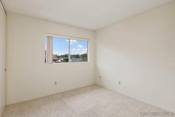 11069 Collinwood Dr, Santee, California 92071
