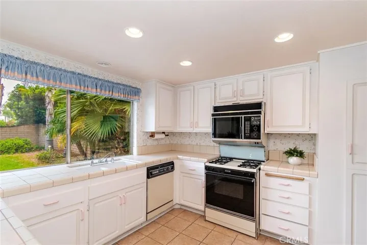 4638 Valencia Drive, La Verne, California 91750